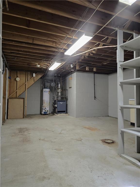 770 Pittsburgh Road Butler, PA 16002 - Photo 20 of 32 a view of empty room