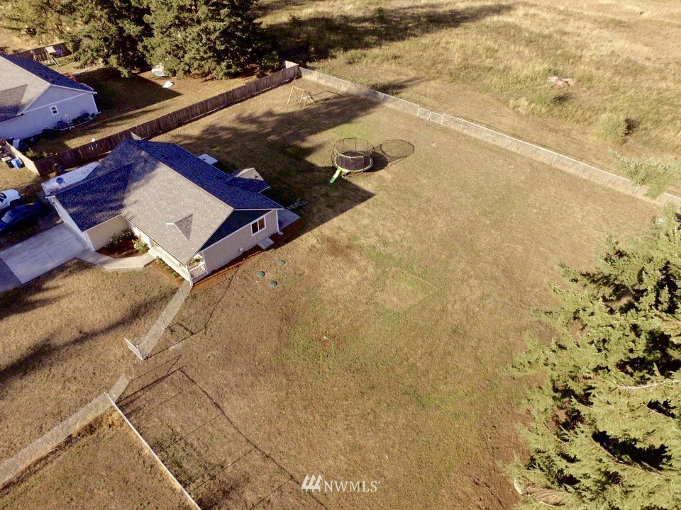 18438 Nutmeg Street Southwest Rochester, WA 98579 - Photo 3 of 20