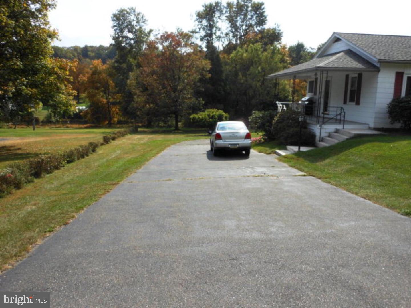 282 Sweet Arrow Lake Road Pine Grove, PA 17963 - Photo 18 of 23 Driveway
