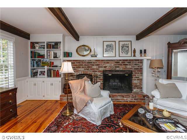 11331 Poplar Ridge Road North Chesterfield, VA 23236 - Photo 7 of 23 Den/Family/Great Room - Warm and inviting family r