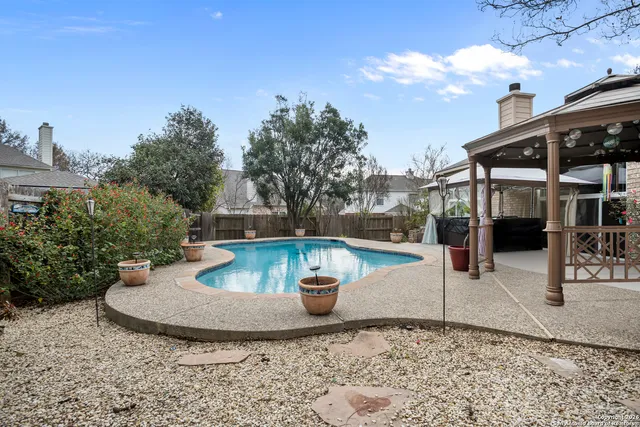 $350,000 | 708 Wooded Trail, Schertz, TX 78154