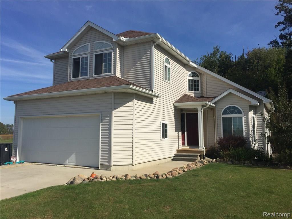 2649 Hayes Road Yale, MI 48097 - Photo 1 of 13 IMG_1563.JPG