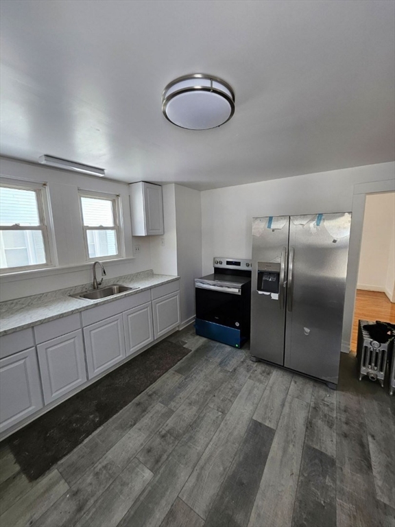 1022 Carew Street Springfield, MA 01104 - Photo 3 of 14 Gallery Image 3