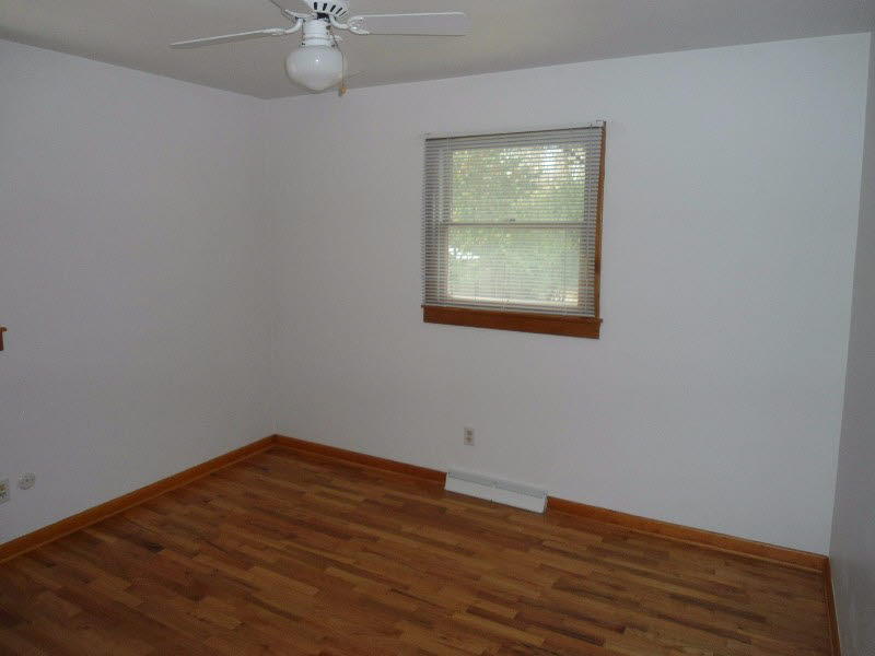 2348 Amelith Road Bay City, MI 48706 - Photo 8 of 12 Gallery Image 8