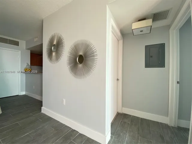 $2,450 | 9066 Southwest 73rd Court, Unit 2002, Miami, FL 33156