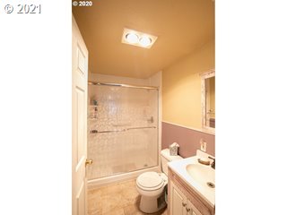 26393 Perkins Road Veneta, OR 97487 - Photo 15 of 31 Gallery Image 15