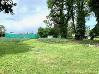 26393 Perkins Road Veneta, OR 97487 - Photo 21 of 31 Gallery Image 21
