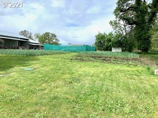 26393 Perkins Road Veneta, OR 97487 - Photo 23 of 31 Gallery Image 23