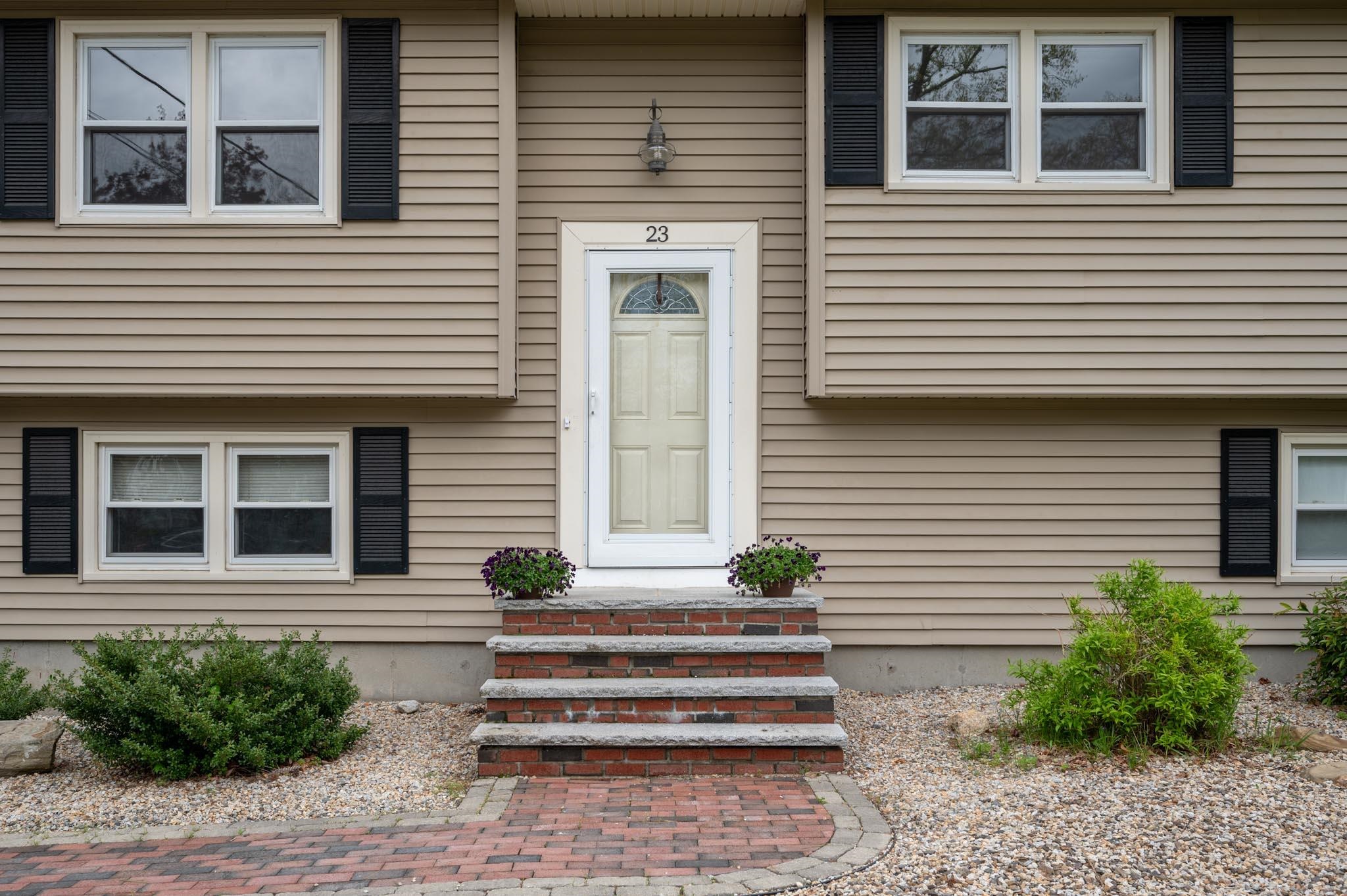 23 Meisner Road Salem, NH 03079 - Photo 3 of 39 Gallery Image 3