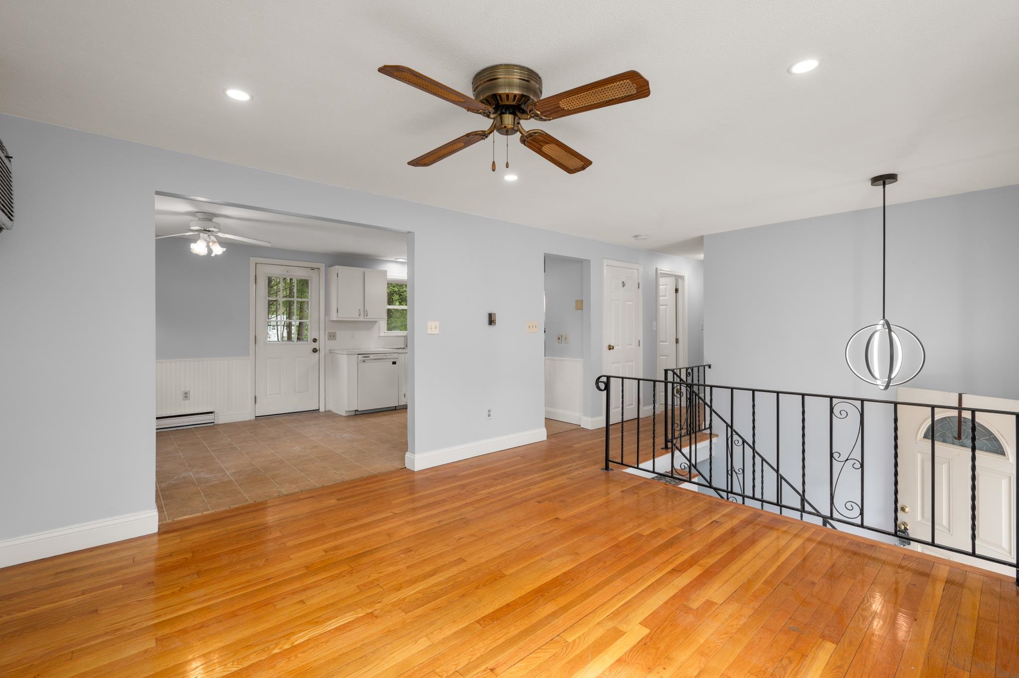 23 Meisner Road Salem, NH 03079 - Photo 5 of 39 Gallery Image 5