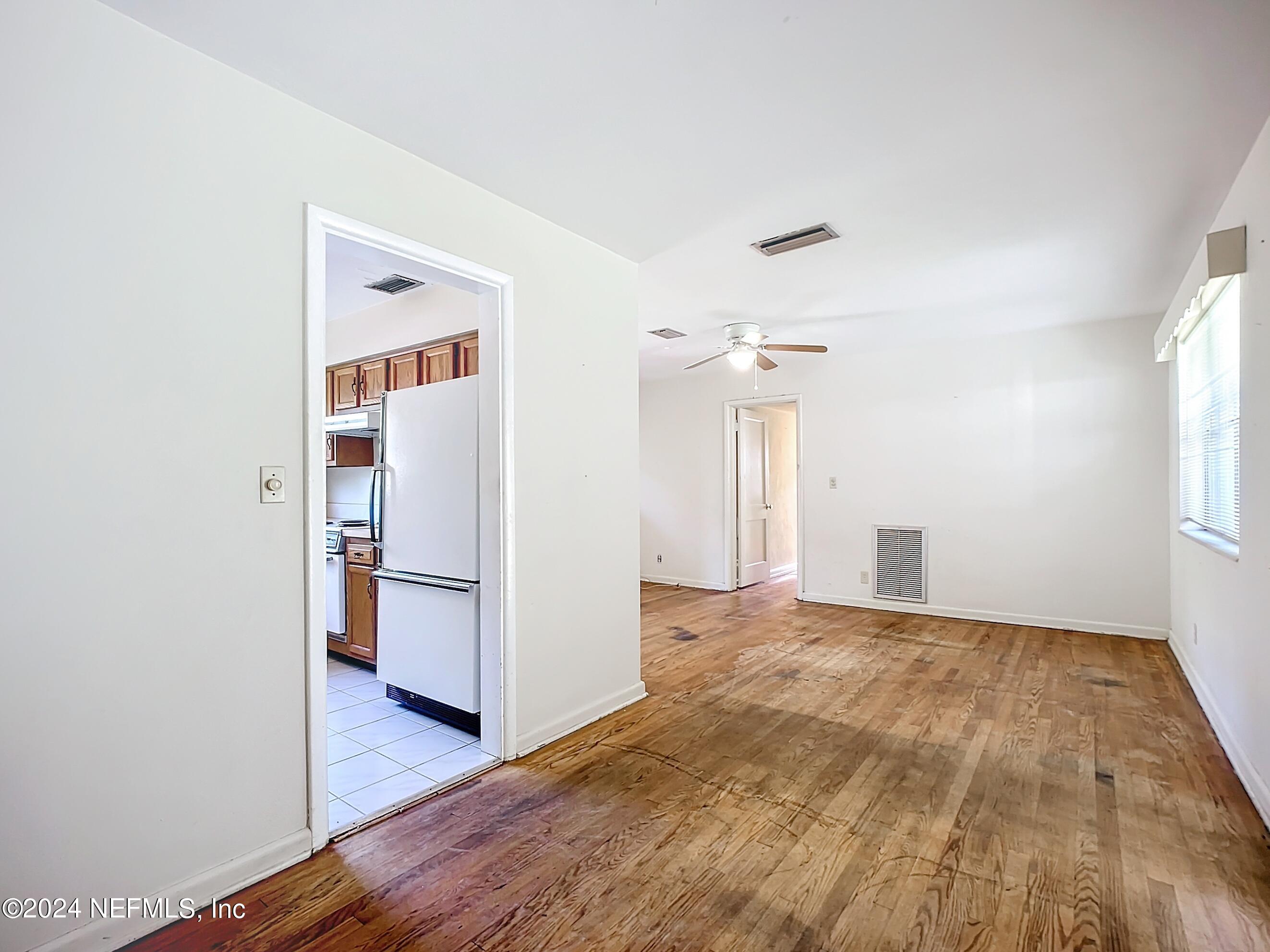 7838 Scotland Road Jacksonville, FL 32217 - Photo 6 of 29 7838 Scotland Road-21