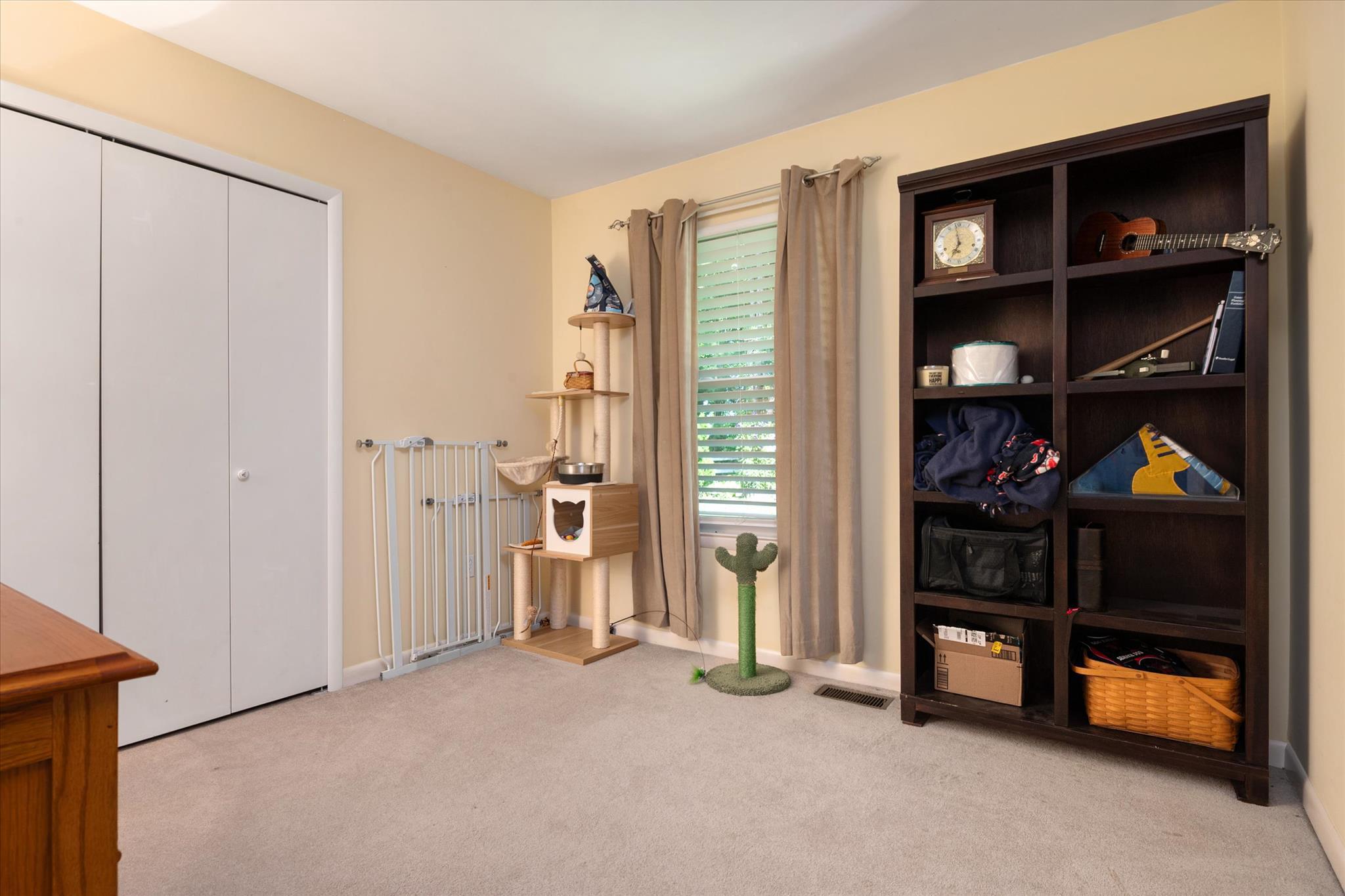 1876 Severn Grove Road Annapolis, MD 21401 - Photo 17 of 36 Additional Bedroom