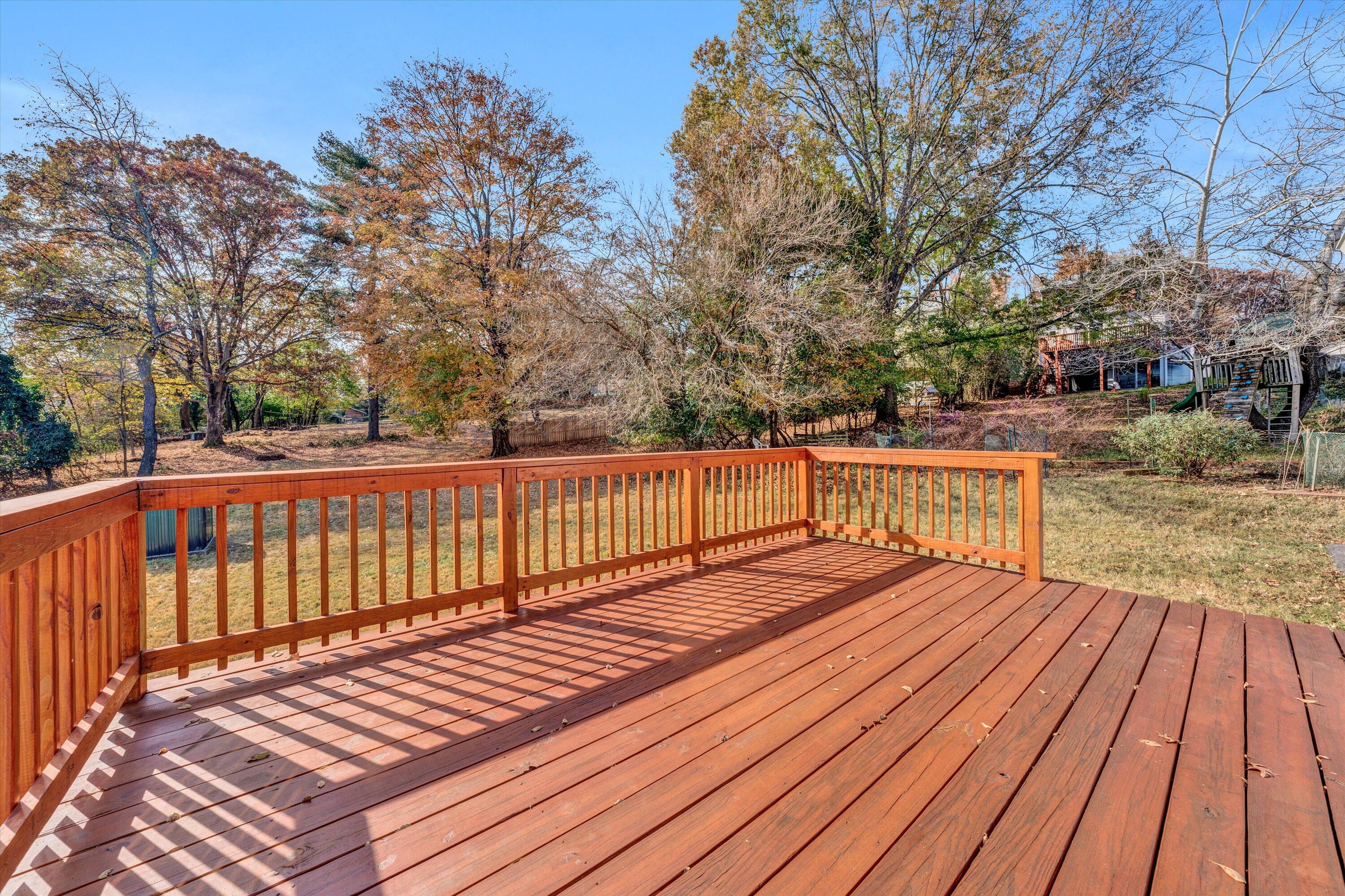 2519 Spring Road Southwest Roanoke, VA 24015 - Photo 21 of 29 21-110620230047