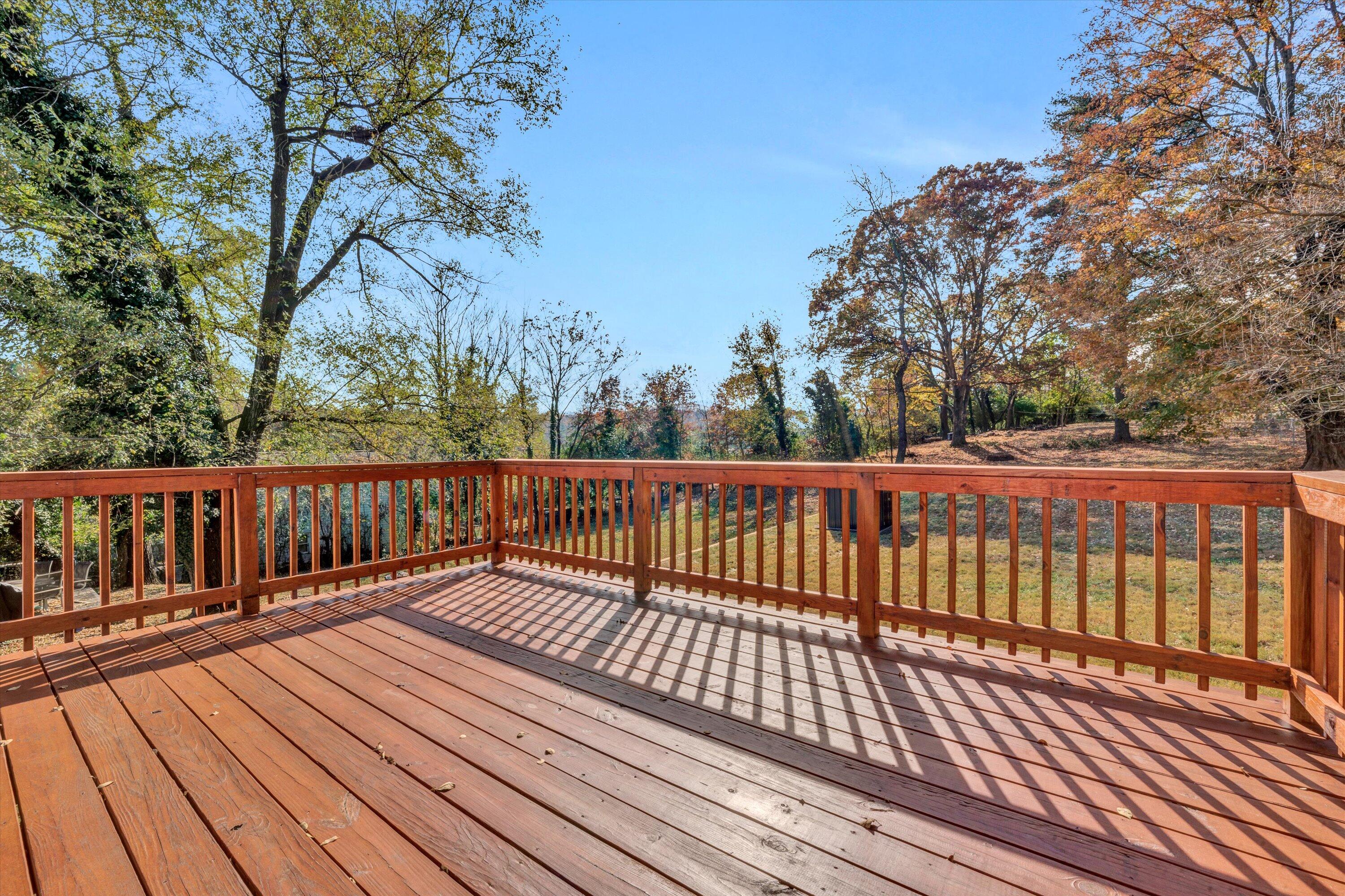 2519 Spring Road Southwest Roanoke, VA 24015 - Photo 22 of 29 22-110620230048