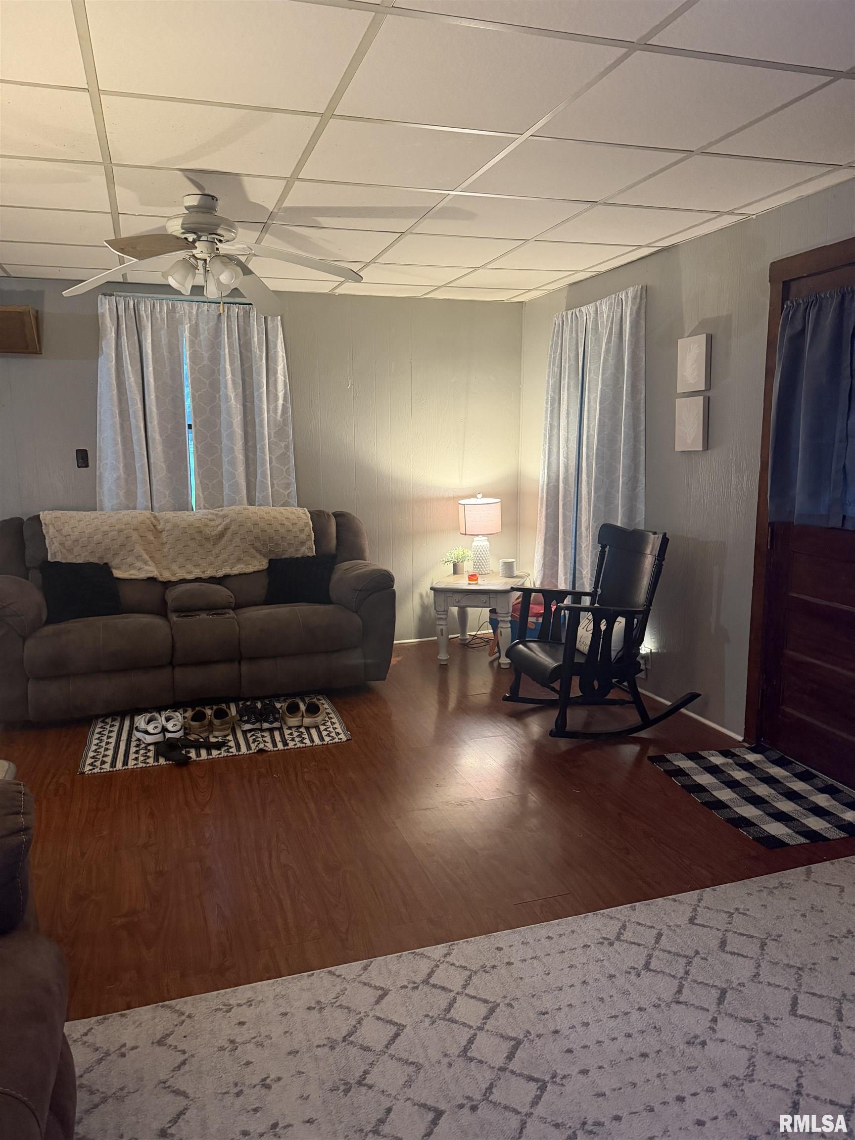 407 Morgan Street Concord, IL 62631 - Photo 5 of 14