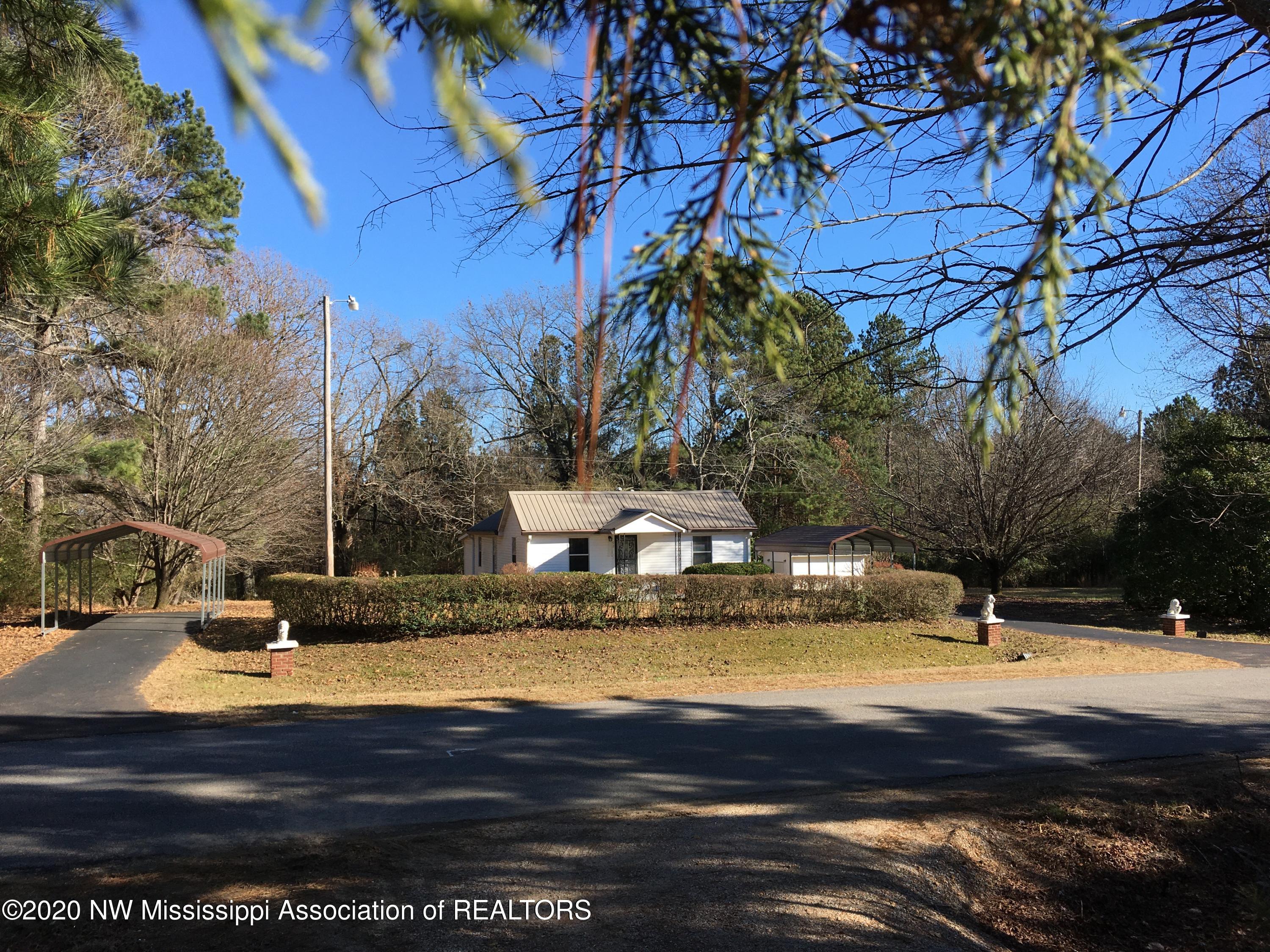 92 Early Grove Road Lamar, MS 38642 - Photo 1 of 12 front of house