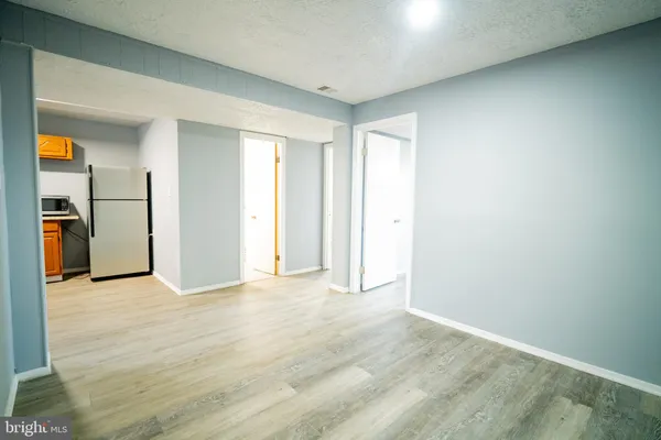 an empty room with closet