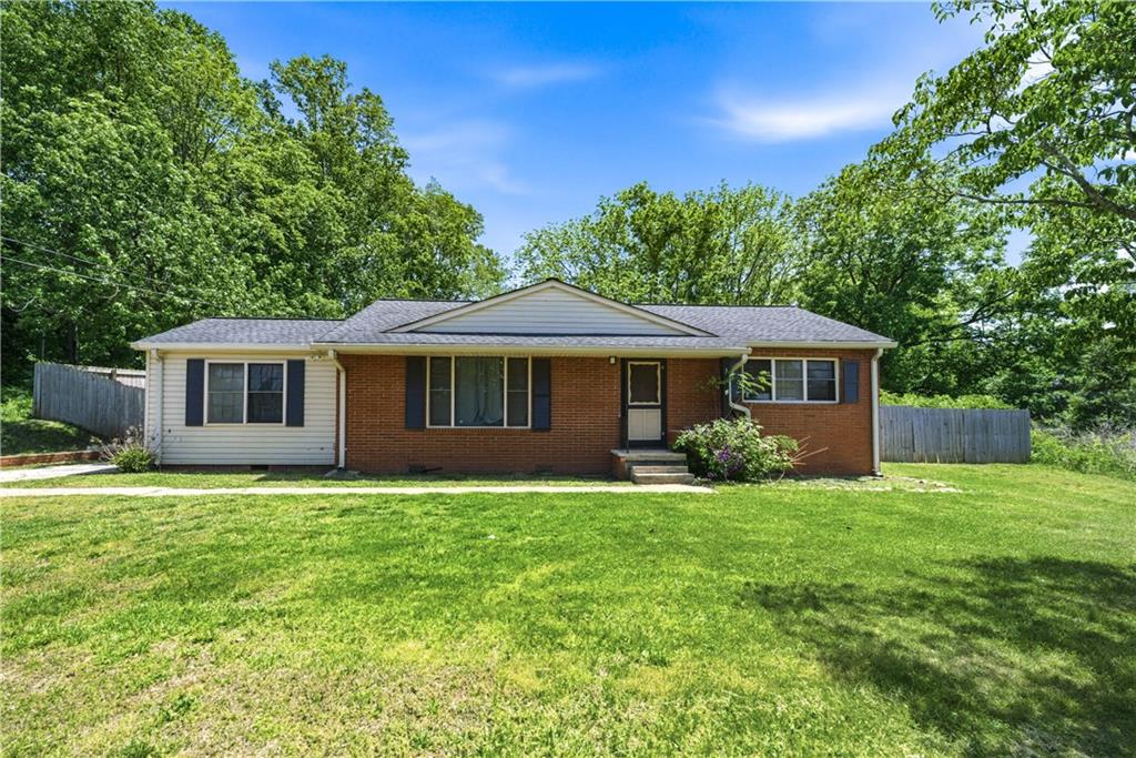 144 Georgia Street Demorest, GA 30535 - Photo 2 of 34