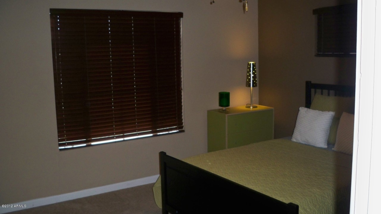 1142 East Lamar Road Phoenix, AZ 85014 - Photo 5 of 10 SECOND BEDROOM