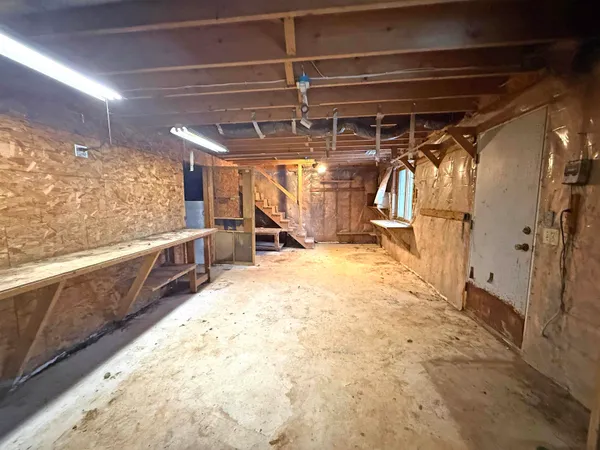 $320,000 | N4854 Eagle Nest, Elroy, WI 53929