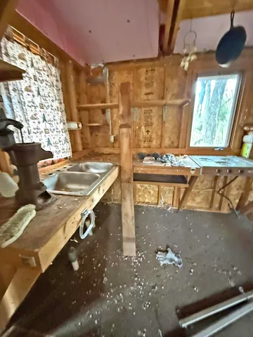 $325,000 | N4854 Eagle Nest, Elroy, WI 53929