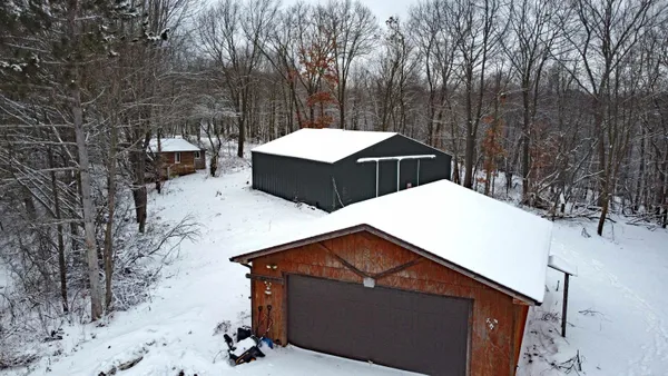 $325,000 | N4854 Eagle Nest, Elroy, WI 53929