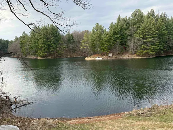 $320,000 | N4854 Eagle Nest, Elroy, WI 53929