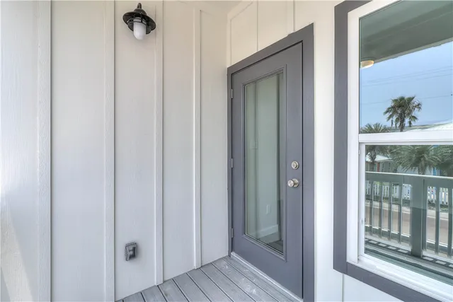 $914,900 | 603 East Avenue G, Unit 203, Port Aransas, TX 78373