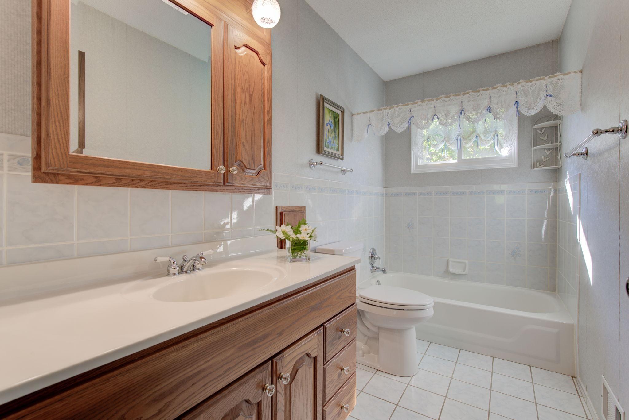 1025 Oak Ridge Point Northeast Blaine, MN 55434 - Photo 10 of 22 Gallery Image 10