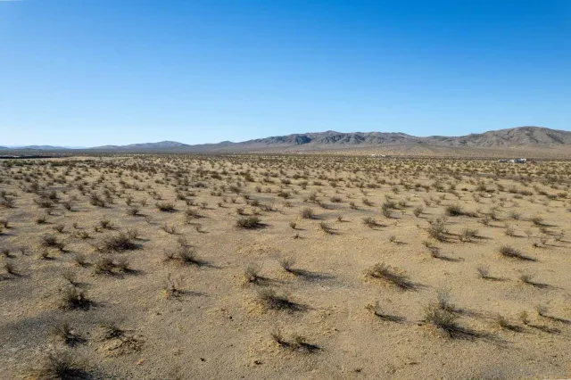 a view of a lake view