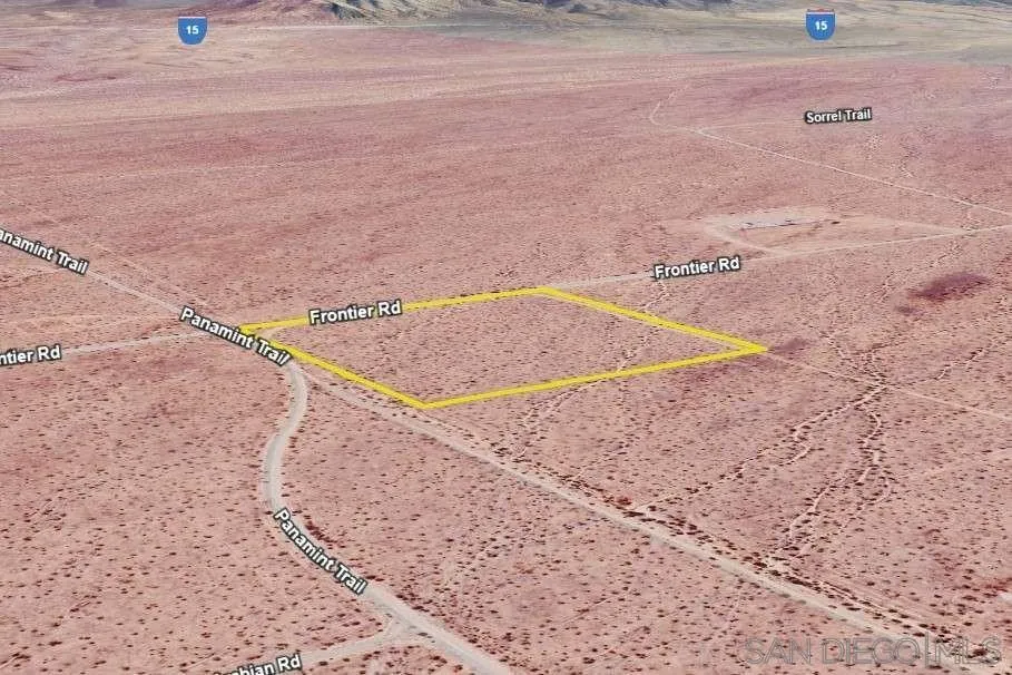 0 Panamint Trail, Unit 29 Helendale, CA 92342 - Photo 25 of 37 a view of a backyard