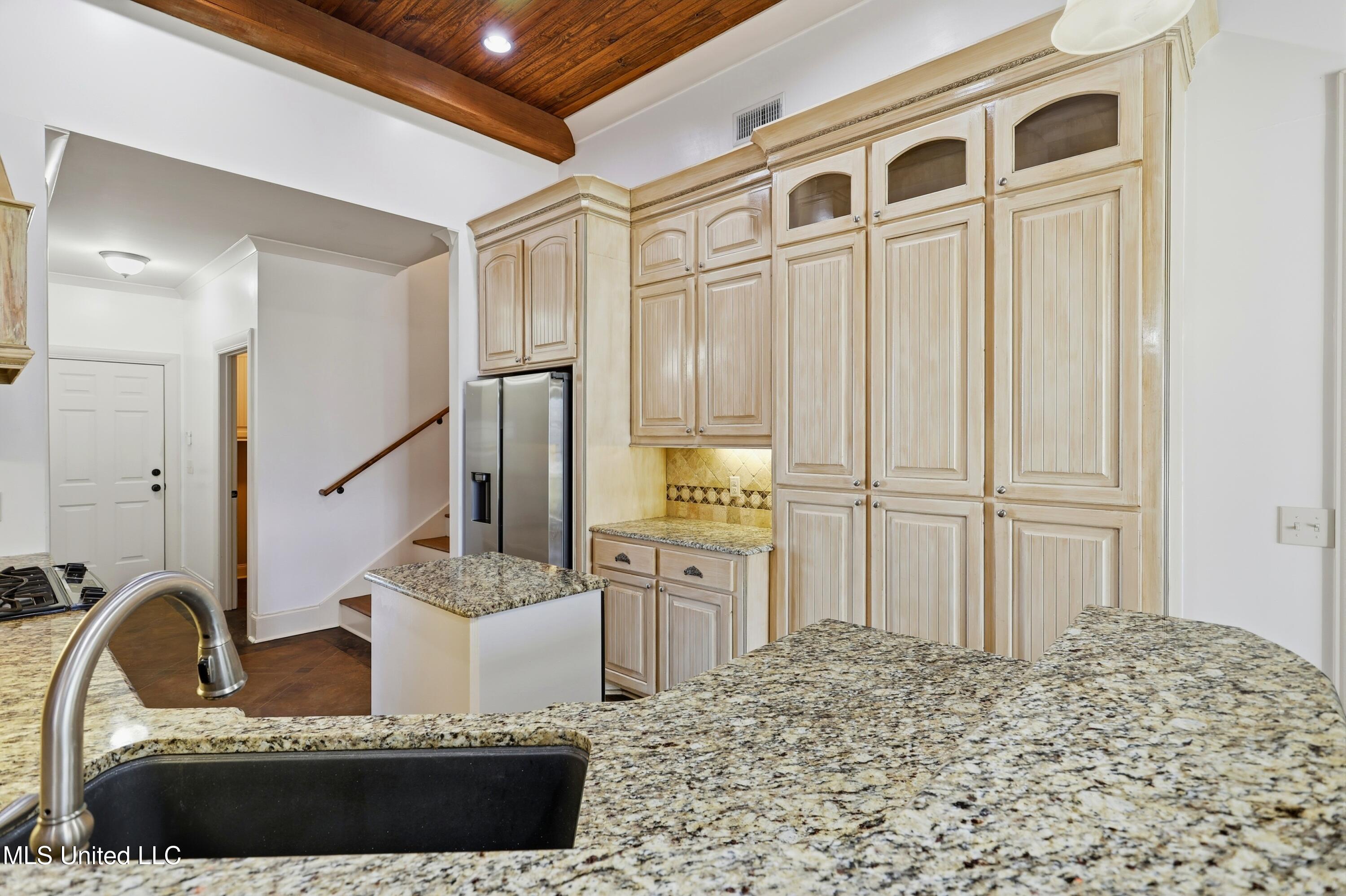 143 Huntington View Brandon, MS 39047 - Photo 11 of 44 143 Huntington View \ Home Tours MS (8)[