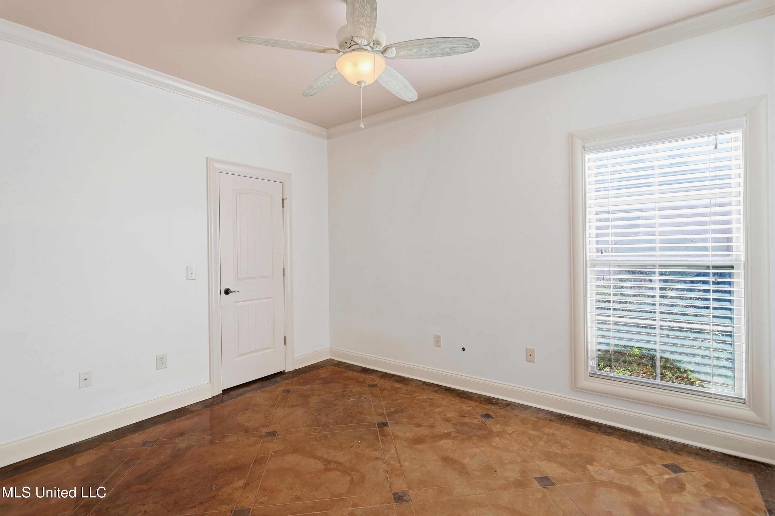 143 Huntington View Brandon, MS 39047 - Photo 28 of 44 143 Huntington View \ Home Tours MS (27)