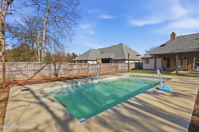 $525,000 | 143 Huntington View, Brandon, MS 39047