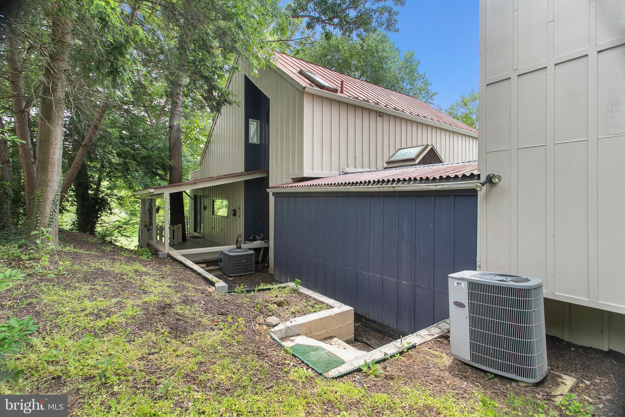 1451 Beulah Road Vienna, VA 22182 - Photo 12 of 62 Gallery Image 12