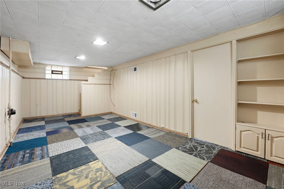 4550 Rainbow Road South Euclid, OH 44121 - Photo 24 of 30