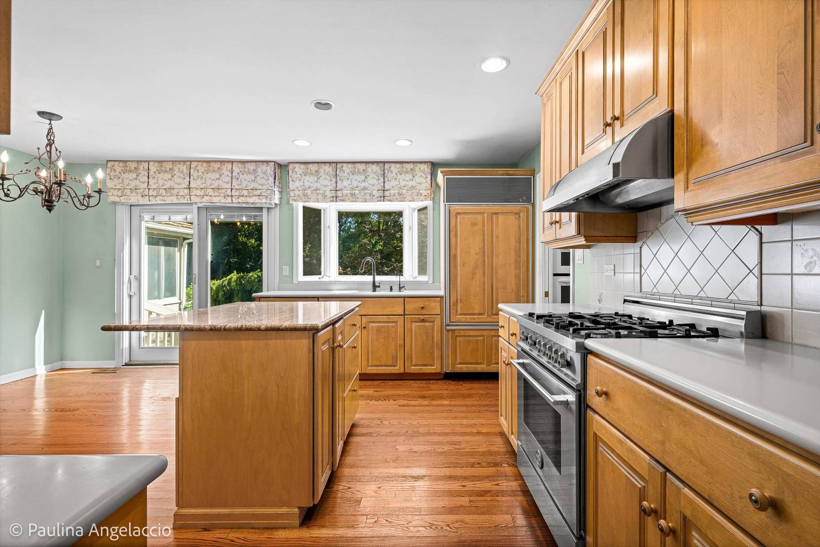 505 Old Mill Road Barrington, IL 60010 - Photo 8 of 39 Gallery Image 8