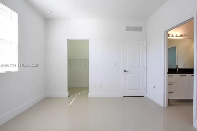 $4,500 | 15670 Southwest 11th Terrace, Miami, FL 33194