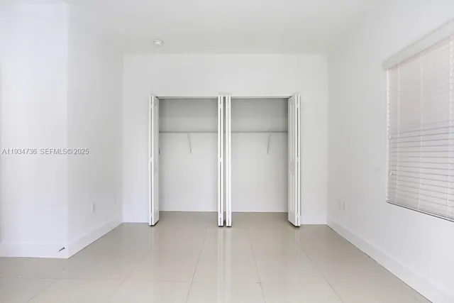 $4,500 | 15670 Southwest 11th Terrace, Miami, FL 33194