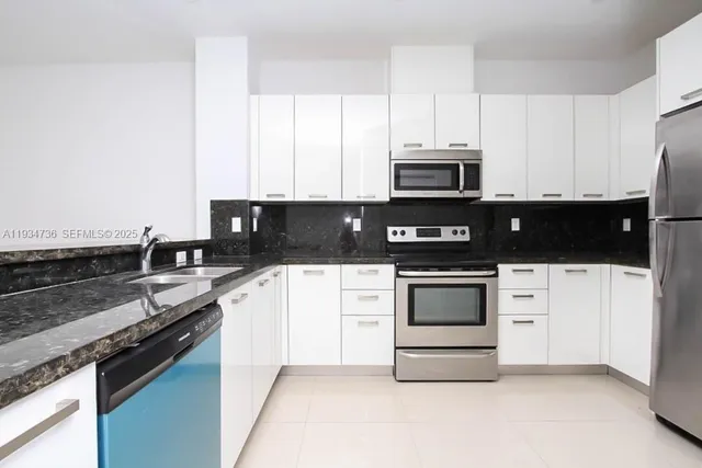 $4,500 | 15670 Southwest 11th Terrace, Miami, FL 33194