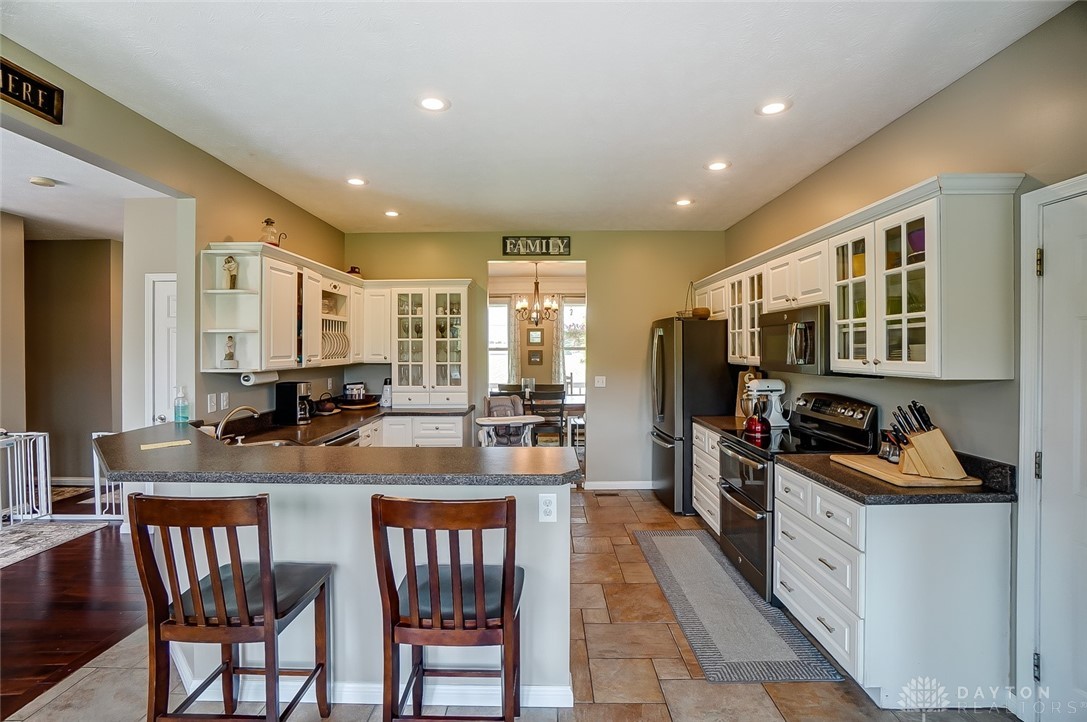 770 Victory Road Springfield, OH 45504 - Photo 13 of 45