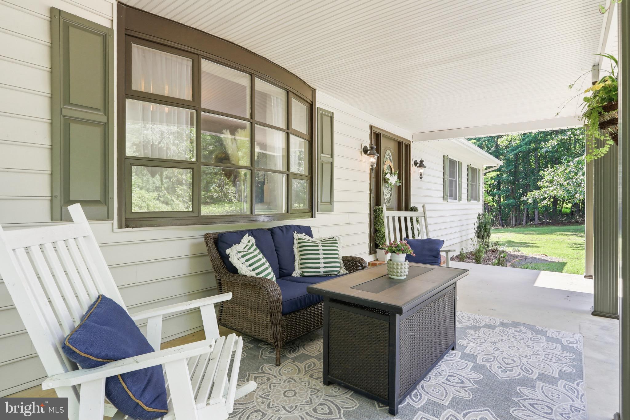 78 Lizzie Mills Road Castleton, VA 22716 - Photo 2 of 53 Covered front porch