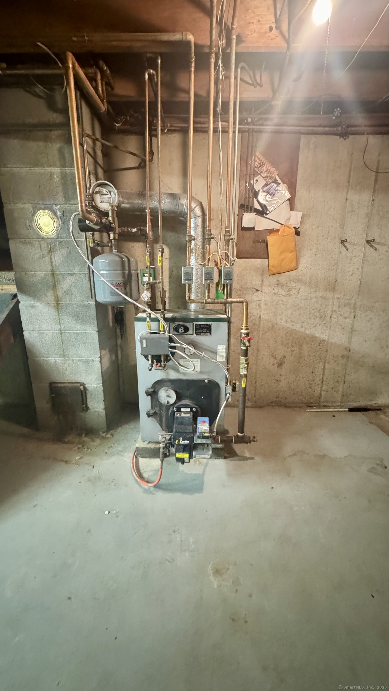 30 Mountain Road Danbury, CT 06810 - Photo 28 of 35 a room with gym equipment