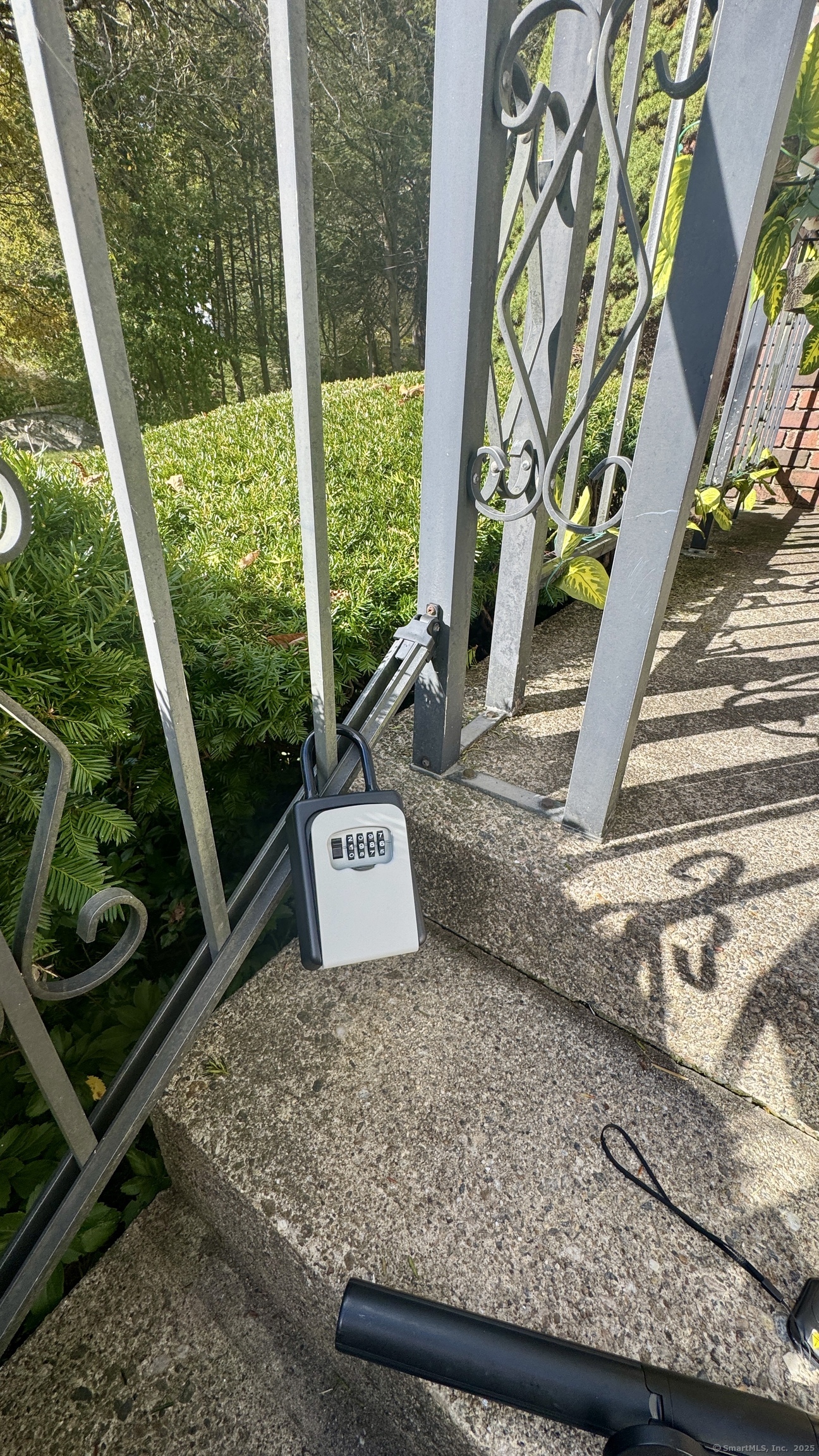 30 Mountain Road Danbury, CT 06810 - Photo 9 of 35 a view of entryway with wooden floor