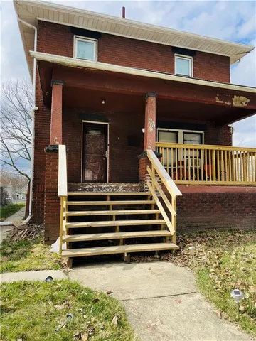 $60,000 | 632 Spruce Avenue, Sharon, PA 16146