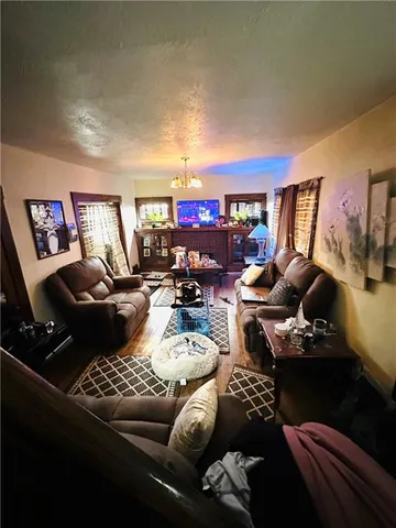 $60,000 | 632 Spruce Avenue, Sharon, PA 16146