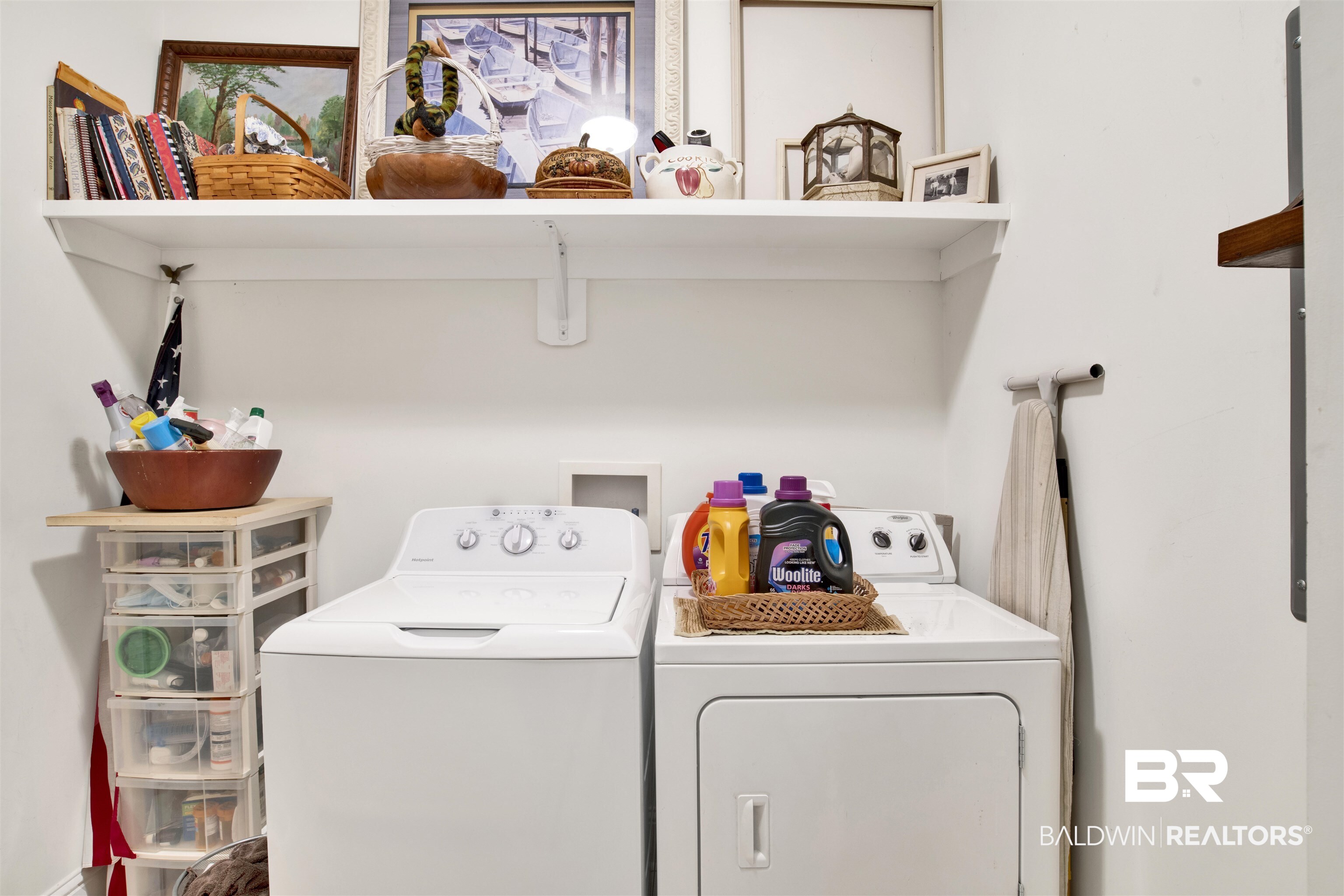 9240 Bay Point Drive Elberta, AL 36530 - Photo 14 of 22 Laundry area with washing machine and dryer