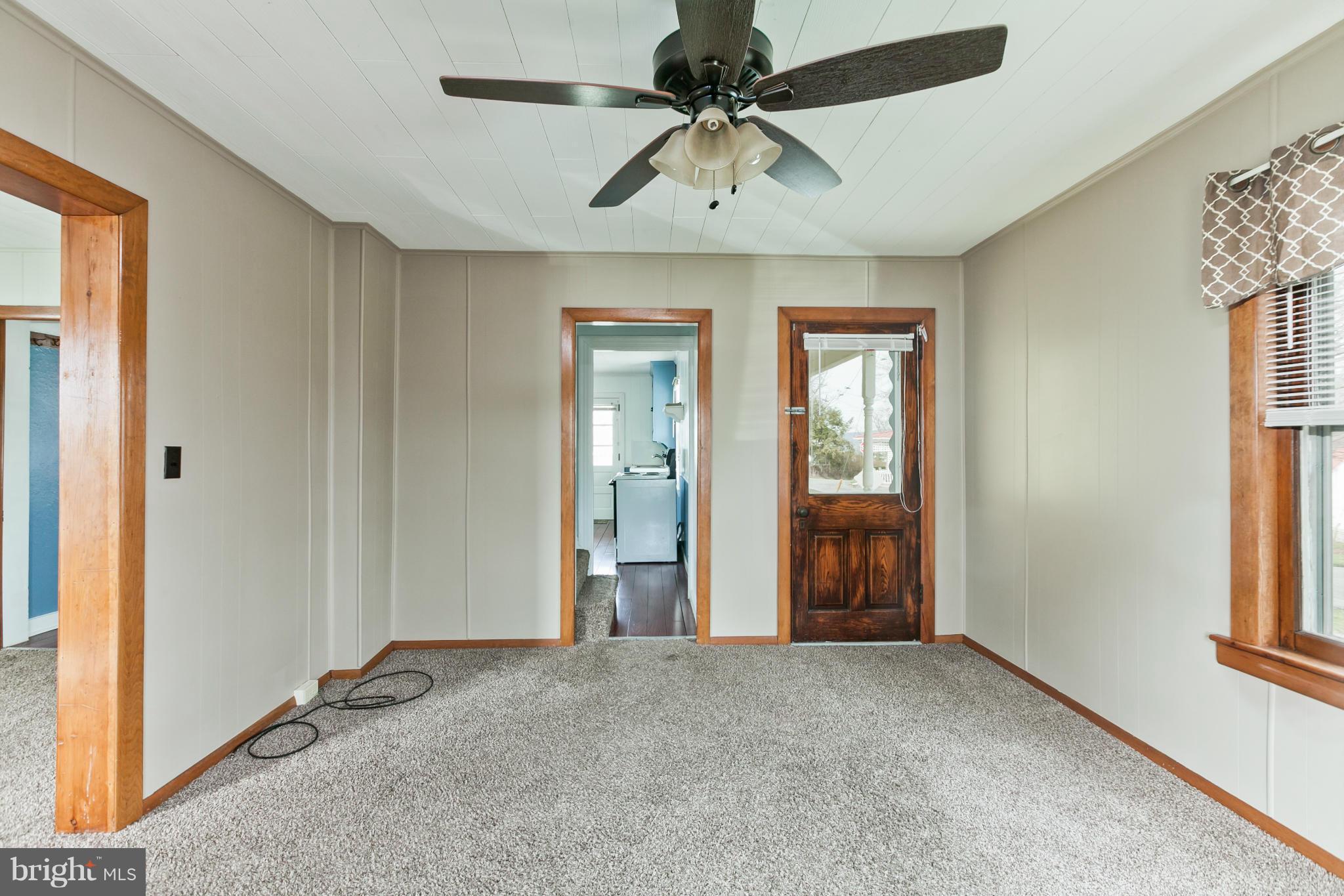 14316 Barkdoll Road Smithsburg, MD 21783 - Photo 8 of 22 Living Room