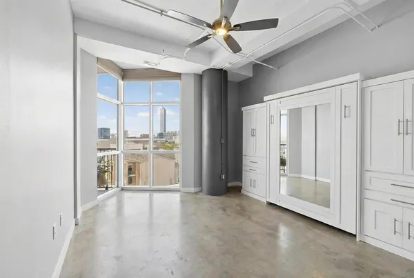 $435,000 | 1001 Belleview Street, Unit 505, Dallas, TX 75215