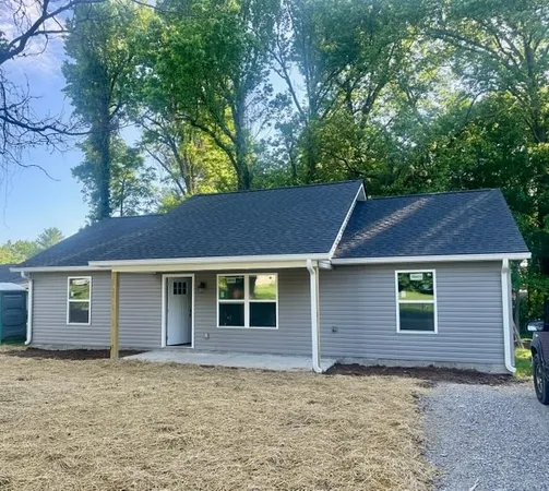 $284,900 | 204 Peter Avenue, Monterey, TN 38574